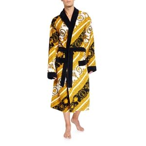 Nwt Versace I Heart Baroque cotten terry Bathrobe in gold size large RARE
